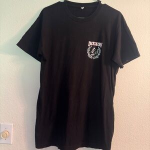 Men’s Dixxon shirt size medium minor cracking on images and minor piling